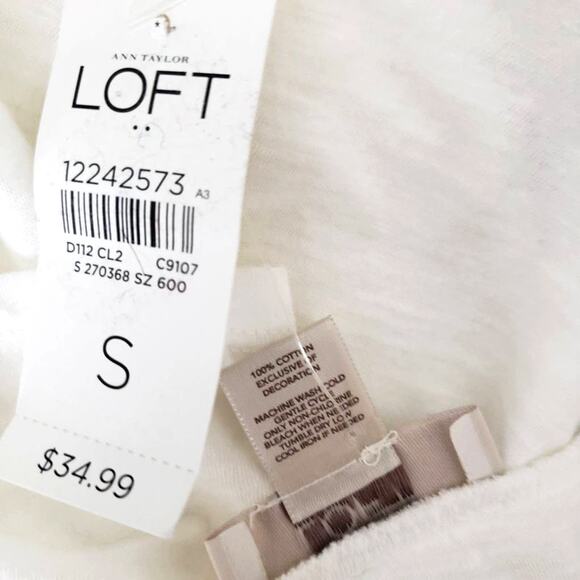 Loft Chiffon Pleated White Tee Shirt womens Size Small NWT - Picture 2 of 4